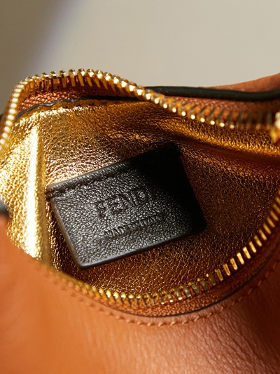 フェンディバッグ全体デザイン